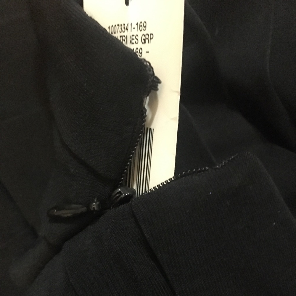 Anne Klein sz 6 All Around Multi Layered Black Dress with Layered Satin Accent - Picture 5 of 8